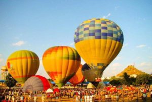 hot air balloons in Pushkar Mela